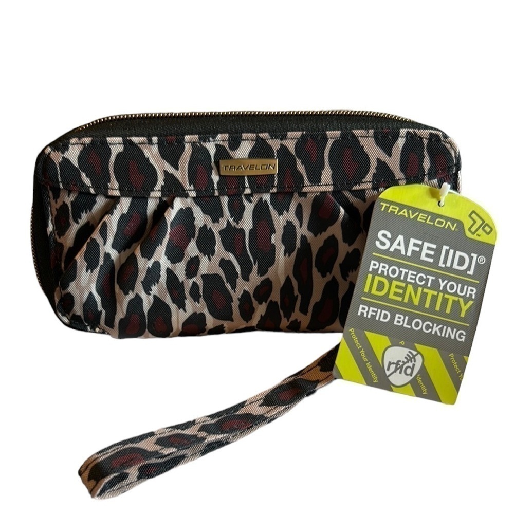 TRAVELON Safe ID RFID Blocking Leopard Print Wristlet NWT